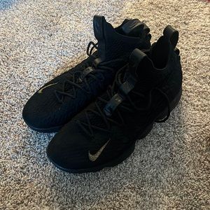 Lebron 15 Pk80 Edition